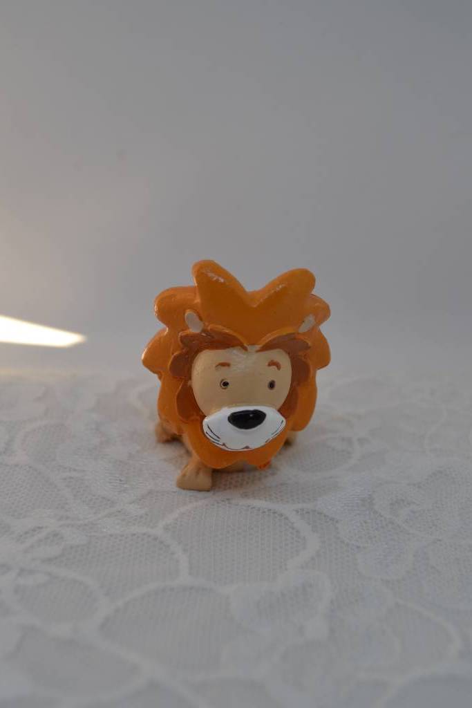 figurine de baptême lion le festival de la dragée